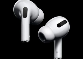 SPDR S&P Retail ETF (ETF:XRT), Apple Inc. (NASDAQ:AAPL) – Survey: Black Friday Week Shoppers Eyeing Tech Devices This Year