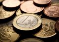 The price has bounces of a strong resistance and is now heading back below 1.17