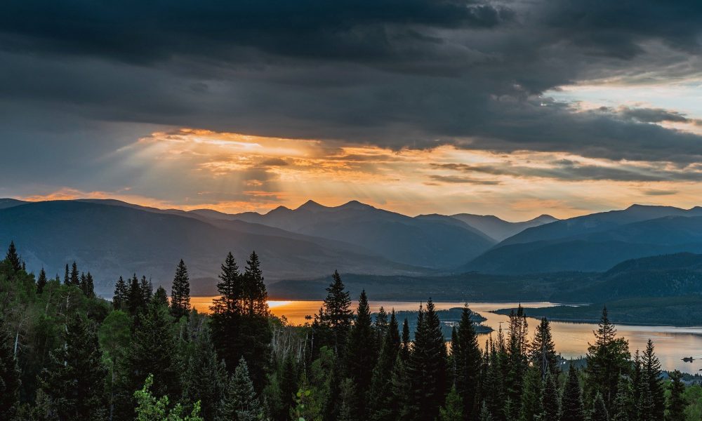 Bitcoin SV, Synthetix, Maker Price Analysis: 08 October