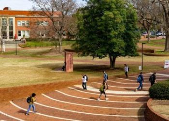 NYU’s LEARN Highlights Results from “College in the Time of Corona” Survey