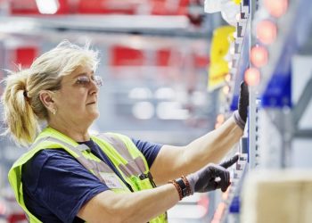 Women in logistics score higher than male counterparts: survey
